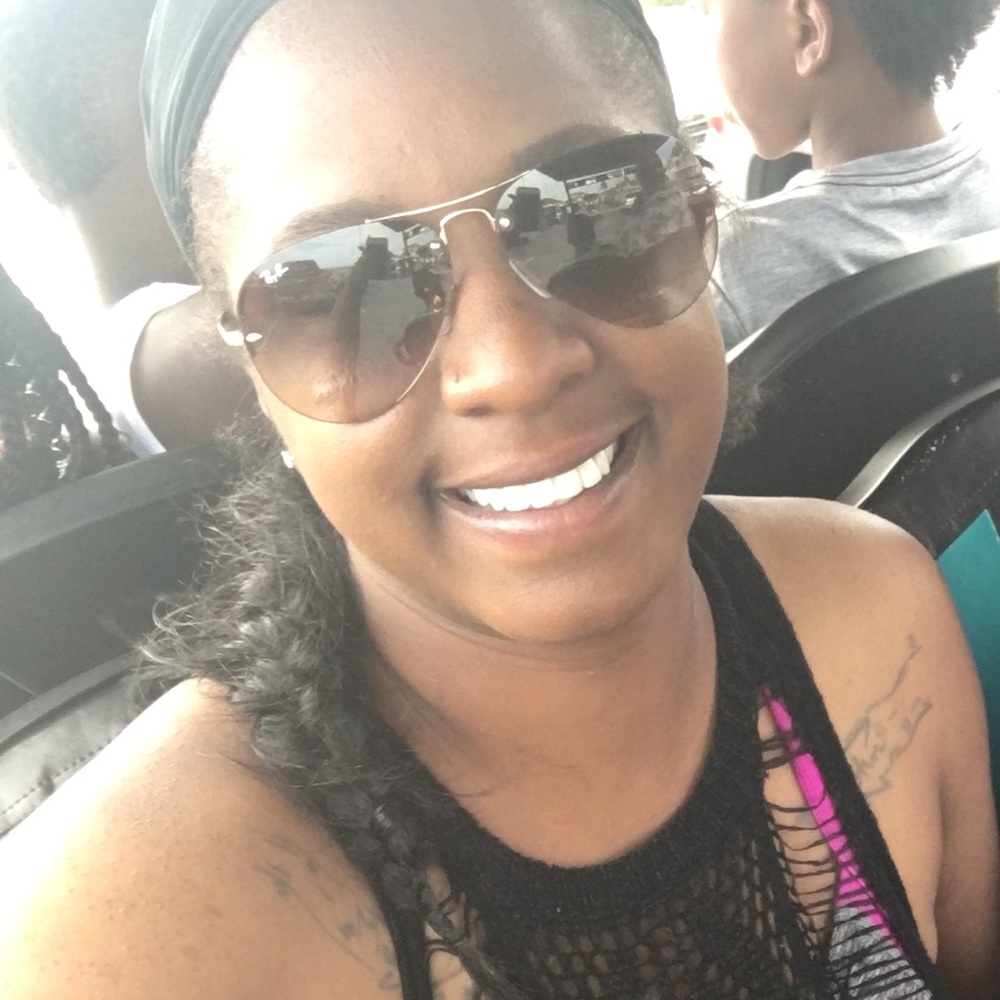 Meet your Posher, Sameika